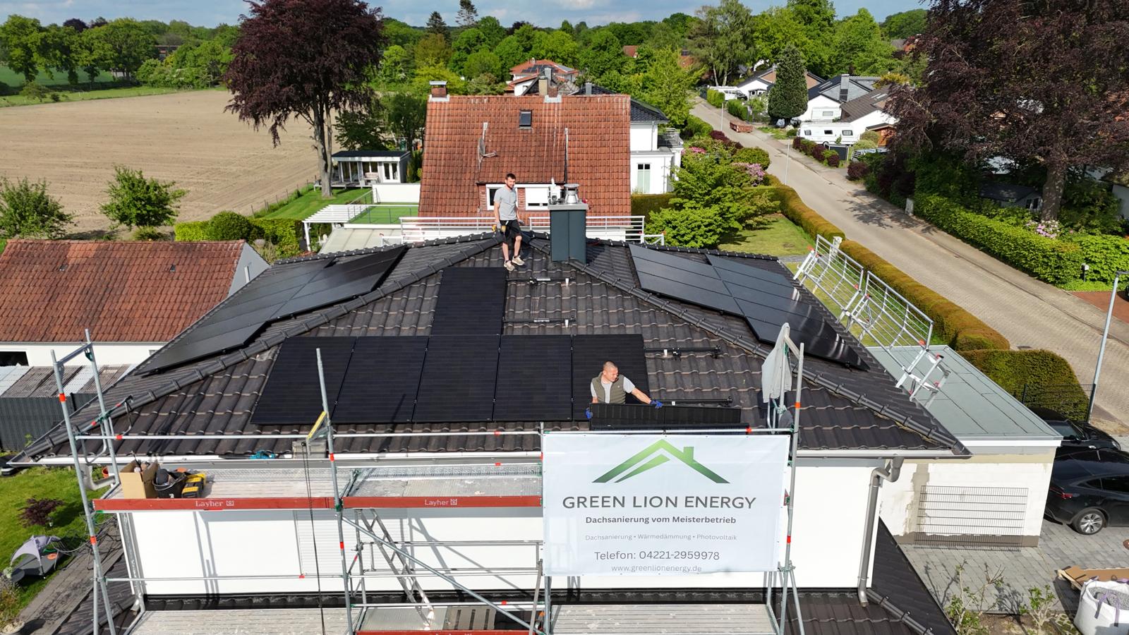 Photovoltaik-Anlage auf einem Einfamilienhaus in Bremen — Green Lion Energy Referenz